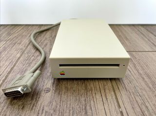 Vintage Apple 800k External Floppy Drive Model No.  M0131