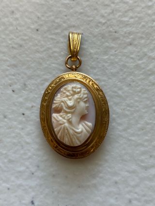 Estate Find Vintage Antique 10k Yellow Gold Cameo Necklace Pendant Brooch