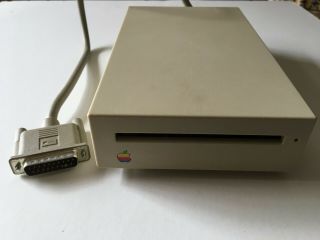 Ntage Apple 800k External Floppy Drive Model No.  M0131