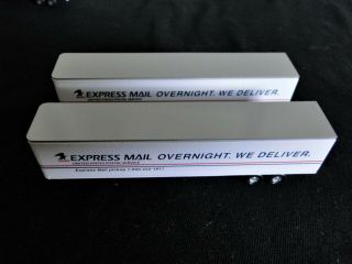 2 Con - Cor,  U.  S.  Mail Express Overnight,  Box Trailers N Scale (1:160)
