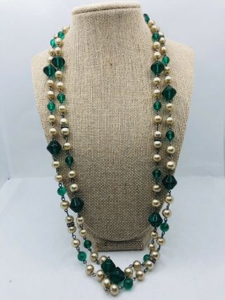 Antique Art Deco Pools Of Light Emerald Green Glass Hand Knotted Beaded Necklace
