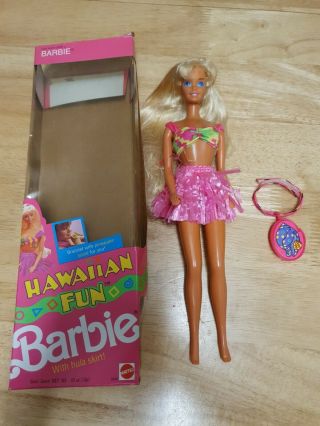 Vintage 1990 Barbie Doll - Hawaiian Fun