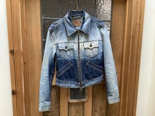 Levi Levi’s Retro Vintage Faded Blue Denim Jacket Coat Size M