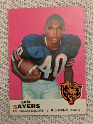1969 Topps T.  C.  G.  Gale Sayers 51 Chicago Bears Football Card.
