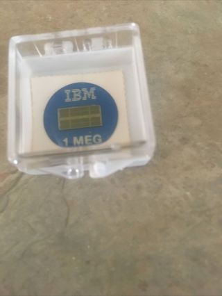 Ibm 1 Meg Dram Memory Chip (stick - On) Button Resin Ic