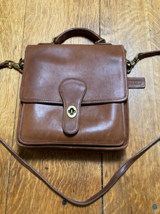 Coach Vintage Flap Shoulder Bag Purse Brown Leather 1663 - 325