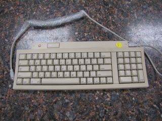 Vintage 1990 Apple Macintosh Keyboard Ii M0487 With Adb Cable,