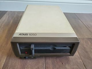 Atari 1050 Disk Drive Powers On.  For 800xl 600xl Computer
