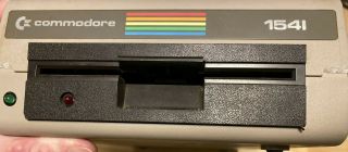 Commodore 1541 5.  25 " Floppy Disk Drive W/power Cord Powers Up Light On User Guid