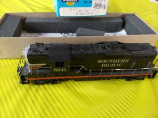 Athern 3162 Ho Scale Southern Pacific Gp9 Powered Diesel 5641 " Black Widow "