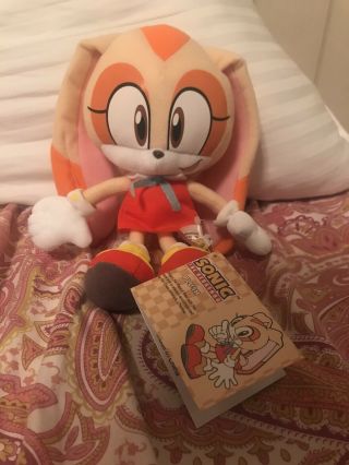 Great Eastern Sonic The Hedgehog Cream The Rabbit 7.  5 Inch Plush Toy (ge8992)