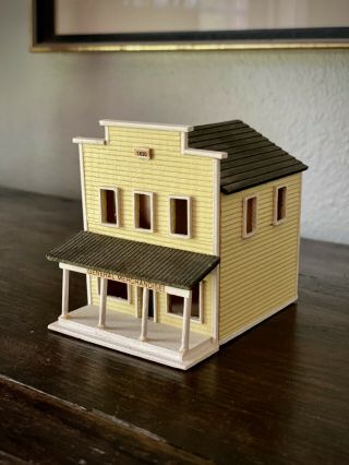 Vintage G&m Gudgel Miniature House,  General Store,  1985,  Signed,  1:144 Scale