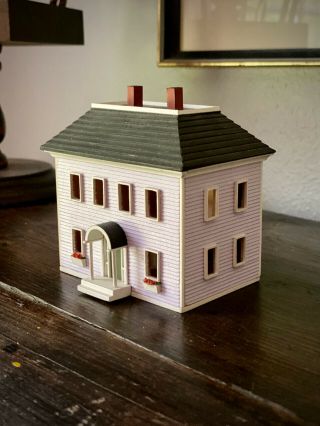 Vintage G&m Gudgel Miniature House,  Lavender,  1987,  Signed,  1:144 Scale