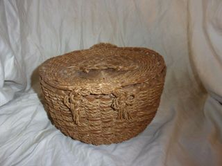 Fine Antique Woodland Native American Sweetgrass And Ash Splint Basket