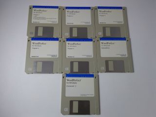 Vintage Wordperfect 5.  2 Discs For Windows W/ Grammatik 5