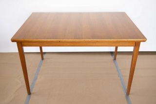 Danish Mid - Century Modern Teak Expanding Draw - Leaf Dining Table 2