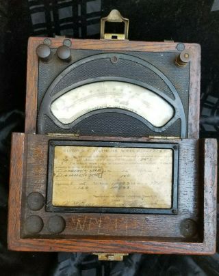 Antique Weston Electrical Instrument Co.  Volt Meter Model 45 Newark N.  J.