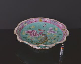A LARGE 19TH CENTURY CHINESE PERANAKAN OFFERING DISH WITH PHOENIX 2