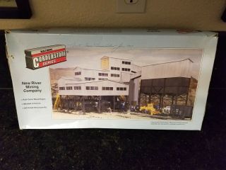 Walthers Cornerstone River Mining Company Building Ho Scale Model Kit
