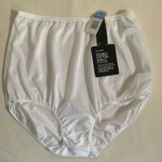 Nwt Feminine Olga White Nylon Tricot Tailored Panties W/pillow Tab.  Size 6
