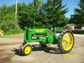 1937 John Deere Unstyled B Antique Tractor Tires Farmall Allis A