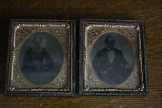 Antique Sixth Plate Tintype Of A Man And Woman In Case