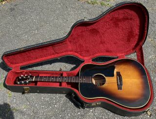 1979 Gibson J - 45 Deluxe W/ohsc Acoustic Guitar Sunburst Vintage J45