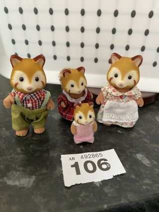 Sylvanian Families Red Pandas And Baby