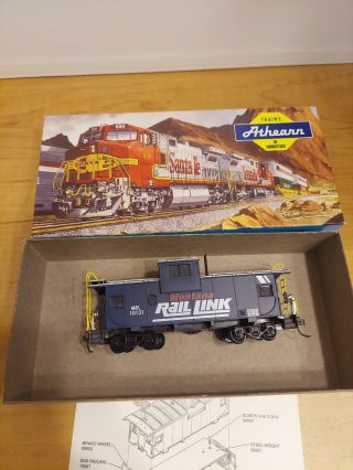 Athearn Ho Scale Montana Rail Link Wide Vision Caboose 5379