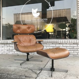 Mid Century Modern Plycraft Lounge Chair And Ottoman