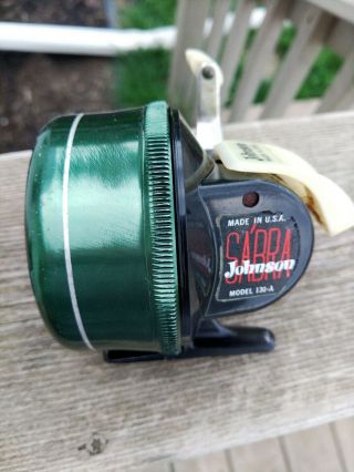 Vintage Johnson Sabra Model 130 - A Spin Casting Fishing Reel Made In U.  S.  A