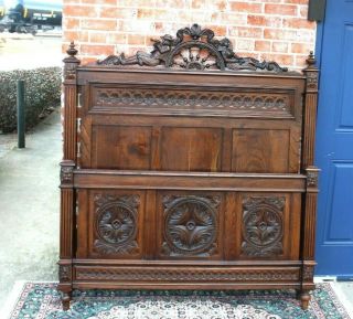 French Antique Carved Oak Brittany / Bretton Full Size Bed Circa 1880