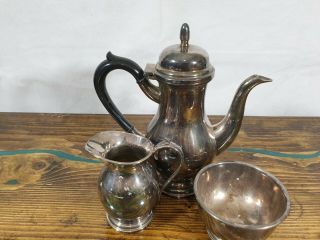 Walker and Hall Coffee pot set / Tea set.  Silver - Plated.  Sheffield.  Quality 2
