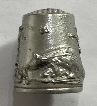 Collectable Vintage Pewter Thimble Badger And Foliage Maker Lmp Vgc