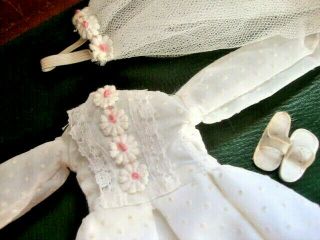 Vintage Dolls Wedding Dress Outfit Clothing With Sindy Shoes