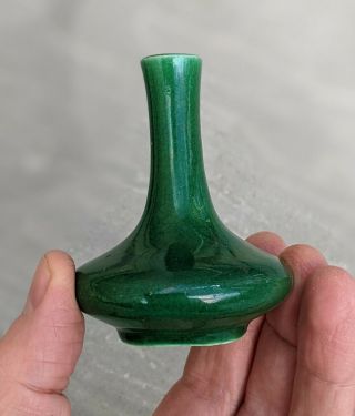 Chinese Antique Green Langyao Crackle Glaze Vase Qing Monochrome Porcelain FINE. 3