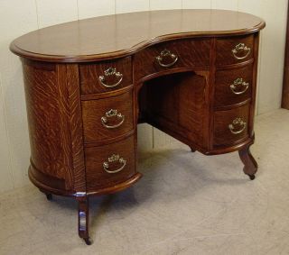 Antique Oak Kidney - Shaped Desk