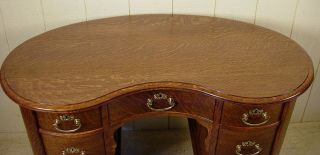 Antique Oak Kidney - Shaped Desk 4