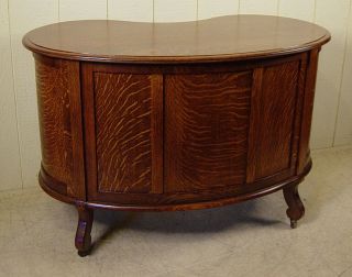 Antique Oak Kidney - Shaped Desk 5