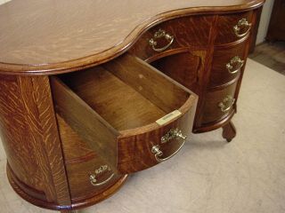 Antique Oak Kidney - Shaped Desk 6