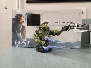 2008 Halo 3 Mini - Bust 6  Master Chief Statue Green Xbox Gentle Giant Displayed