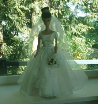 Vintage Barbie Wedding Gown And Accessories - 1960s - Gorgeous