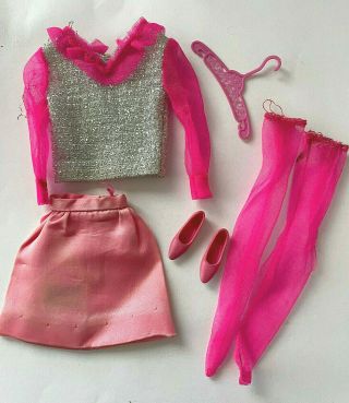 Vintage Barbie 1866 Movie Groovie 1969 Pink Leggings Satin Skirt Shoes