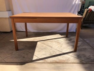 Mid - Century Danish Teak Dining Table With Double - Leaf Extensions