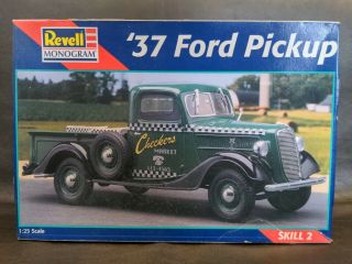 1937 37 Ford Pickup Revell Monogram Kit 1/25 Scale Plastic Model Car Truck