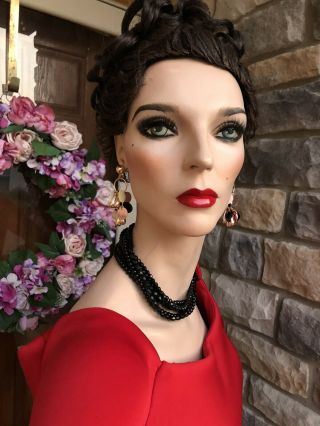 Adel Rootstein “Dame Joan Collins” vintage display mannequin 2