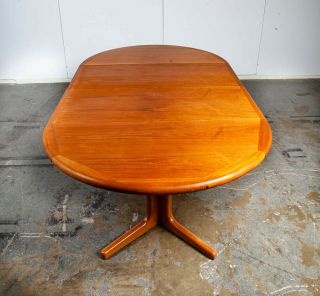 Mid Century Danish Modern Dining Table D Scan Teak Expanding Leaf X2 Round 88 In