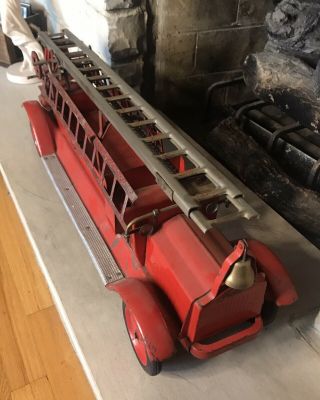 Keystone Packard Antique Aerial Ladder Fire Truck 2