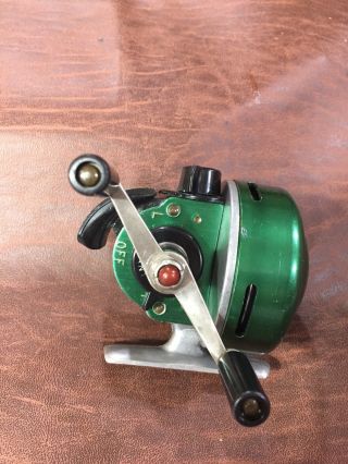 Vintage Early Johnson “The Century” Model 100A Spin Cast Reel VG,  USA 2