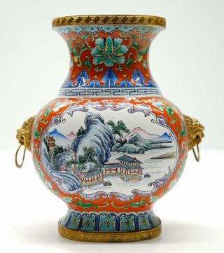 A Very/Fine/Beautiful Chinese Pecking Enamel Vases - 19th C. 5